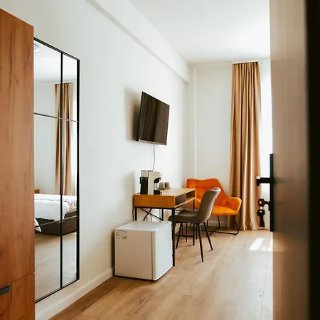 28 Cluj-Napoca